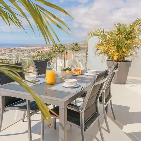 Seaview Serenity In Holiday home