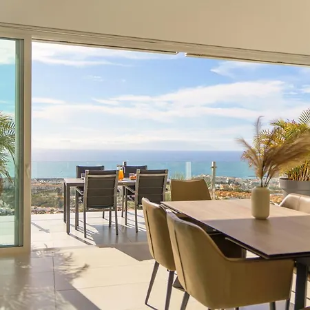 Holiday home Seaview Serenity In